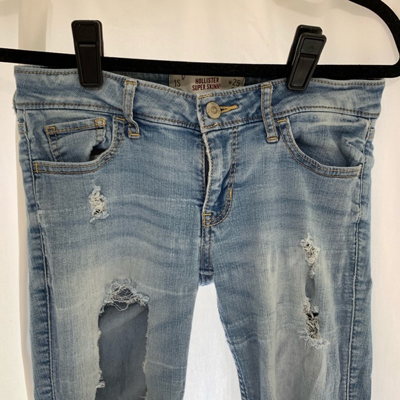 Hollister Super Skinny Ripped jeans - Picture 5 of 8